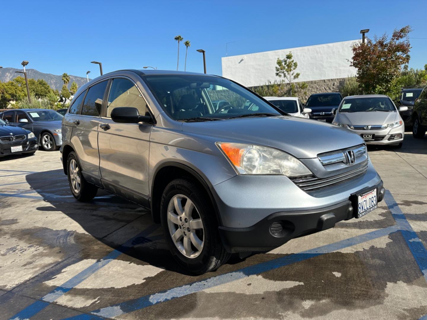 2009 /GRAY Honda CR-V EX 2WD 5-Speed AT (JHLRE38509C) with an 2.4L L4 DOHC 16V engine, 5-Speed Automatic transmission, located at 30 S. Berkeley Avenue, Pasadena, CA, 91107, (626) 248-7567, 34.145447, -118.109398 - One Owner!Moon-roof! Wheel ABS! This 2009 Honda CR-V EX 2WD looks and drives good. This vehicle comes with a dealer 30 day / 1,000 Mile Warranty ( call us for details) and with Options up to 5 years / 100,000 Mile Warranty. Bad credit? We can help! We are the bank. Buy with confidence! All of our - Photo#7